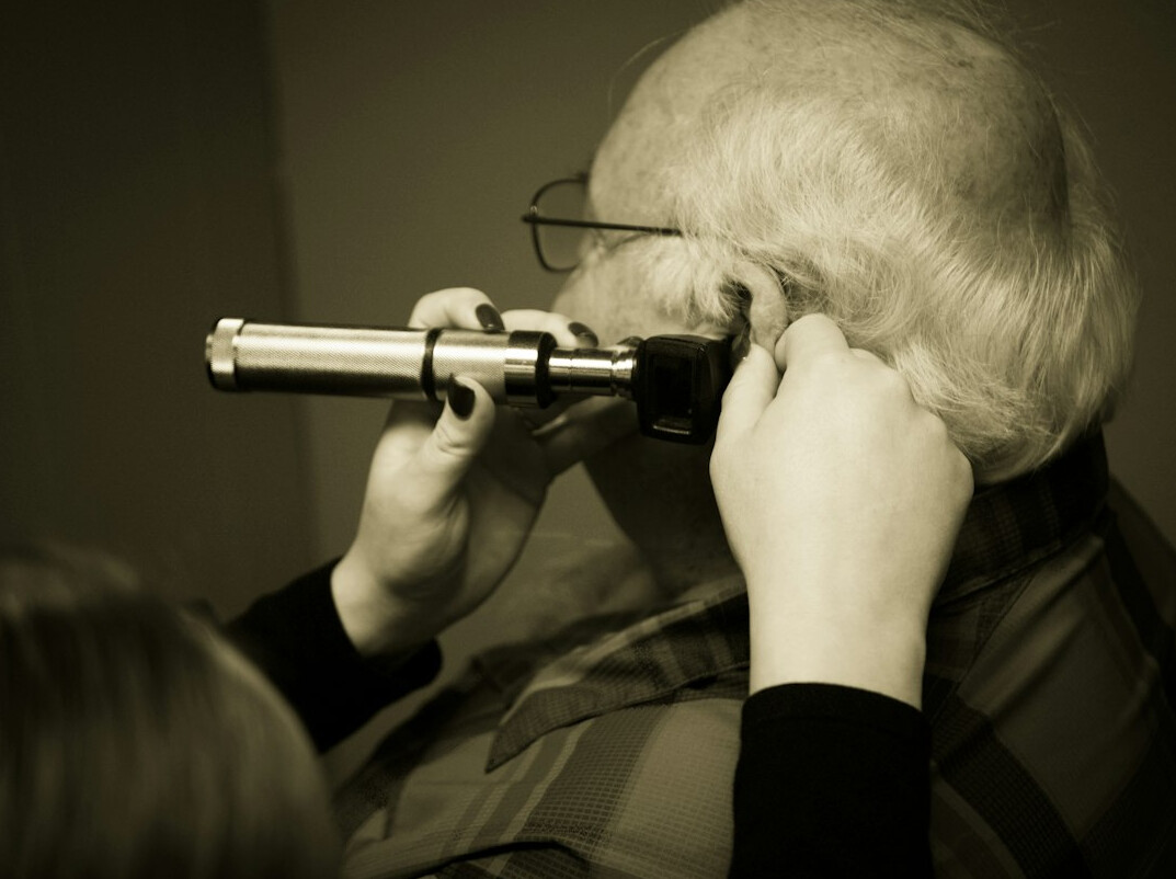 detective investigating clues